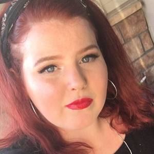 Meet your Posher, Lacey